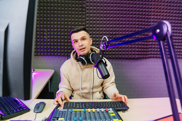 professional radio host financial analyst broadcasts live reads news 
