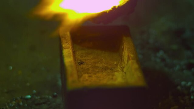 Gold smelting process