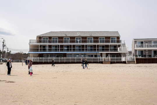 Beach hotel in Maine