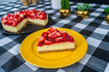 rebanada de chessecake de fresas