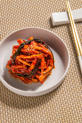 잘 말린 무우로 만든 무말랭이 무침 반찬