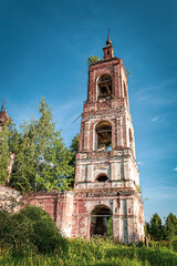 Fototapeta na wymiar abandoned Orthodox bell tower