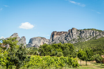 Fototapeta premium Mount Meteora near the Greek city of Kalambaka, in western Thessaly.