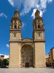 Fototapeta na wymiar Facade of the the Co-cathedral of Santa María de la Redonda