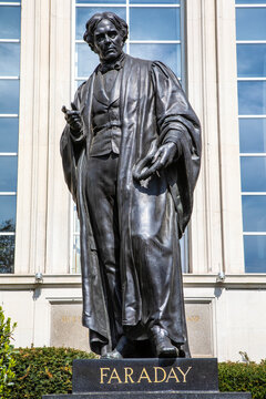 Michael Faraday Statue in London, UK