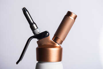 cream whipper 