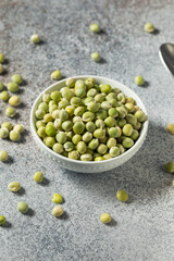 Raw Green Organic Alaskan Peas