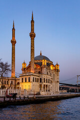 Fototapeta premium Ortakoy Mosque in the evening. Istanbul, Turkey.