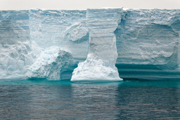 Fototapeta na wymiar Antartica - Tabular Iceberg in Bransfield Strait