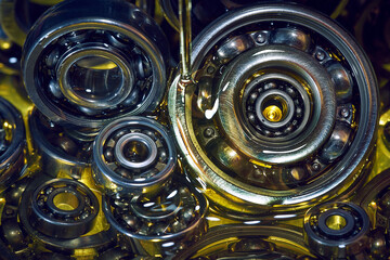 Ball bearing. Motor oil. Lubricating oil.
