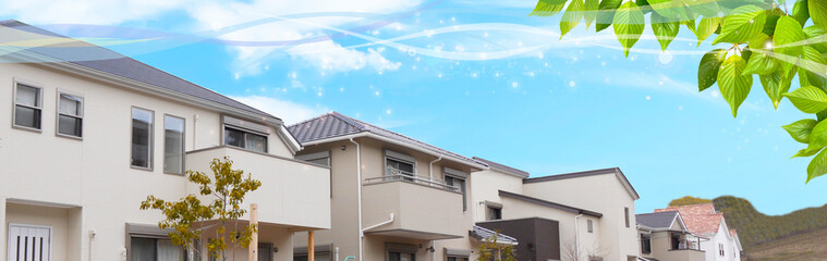 夏の新緑　戸建て住宅　キラキラ風景