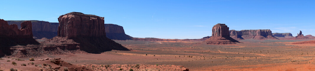 Monument Valley - Panoramic View from Spearhead Mesa Point