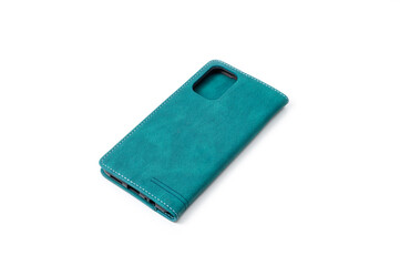 A green flip case with pockets for bank cards and IDs to protect your smartphone.