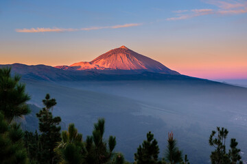 Vulkan Pico del Teide bei Sonnenaufgang, Teneriffa