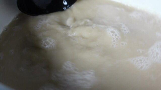 the process of making banana compote, food before breaking the fast of Muslims in Indonesia
