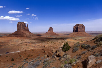 Fototapeta na wymiar Monument Valley from the Visitor Center