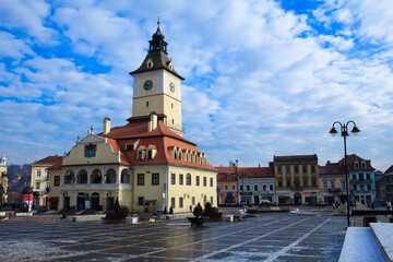 Fototapeta na wymiar Council Square in Brasov, Romania - wintertime