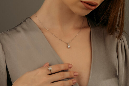 Natural 5mm Pink Tourmaline Diamond Birthstone Necklace in 14k Gold