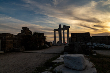 temple of apollo sunset side romantic 