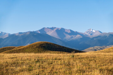 Fototapeta premium autumn in the mountains