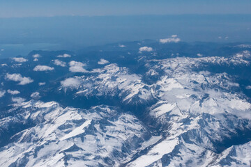 Fototapeta na wymiar View of mountains of the Alps