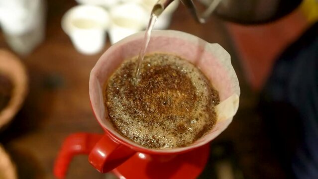 Servir Caf&eacute; Colombiano