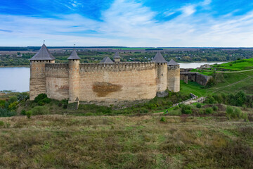 Fototapeta na wymiar The Khotyn Fortress is a fortification complex located on the right bank of the Dniester River in Khotyn, Chernivtsi Oblast (province) of western Ukraine.