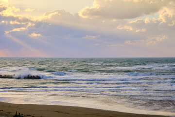 Fototapeta na wymiar gentle sunset beach, 27Feb2022