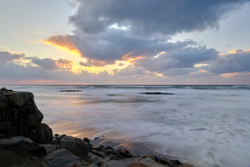 Fototapeta na wymiar gentle sunset beach, 27Feb2022