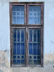 Fototapeta na wymiar old window in house