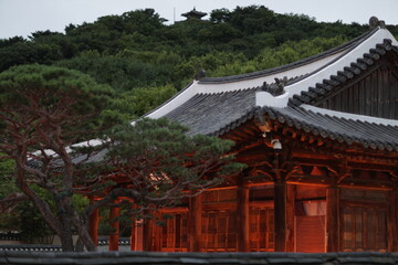 Naklejka premium 수원화성 화령전야경