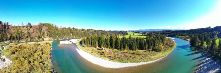 Fototapeta premium Luftbild von der Litzauer Schleife bei schönem Wetter