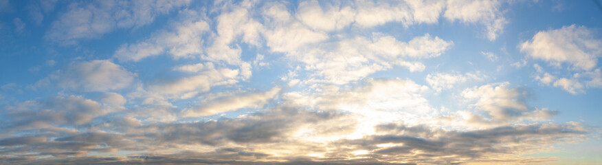 Obraz premium Beautiful sky with cloud, sunset background