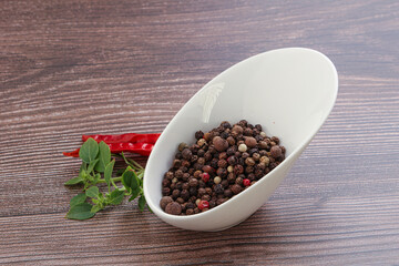 Red, black, yellow pepper mix