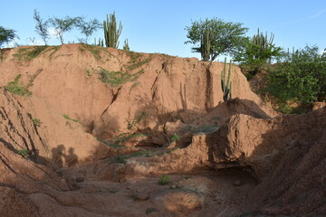 Desierto Tatacoa procesos de erosión por agua. Desierto Rojo