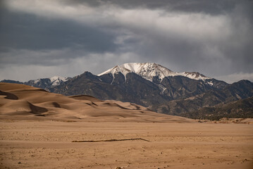 Fototapeta na wymiar Mountains with Sand Dunes