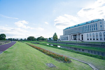 越谷 駅前 市役所 市民ホール