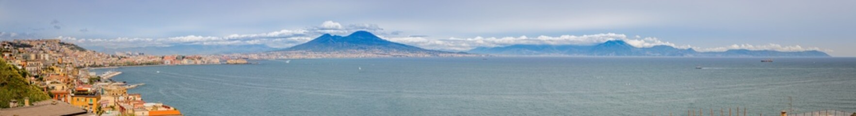 Fototapeta na wymiar Panorama de la Baie de Naples
