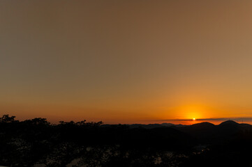 万葉の岬から望む夕日