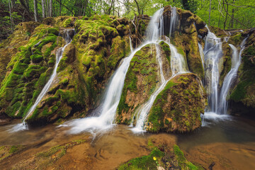 Obraz premium Beusnita II waterfall, Romania