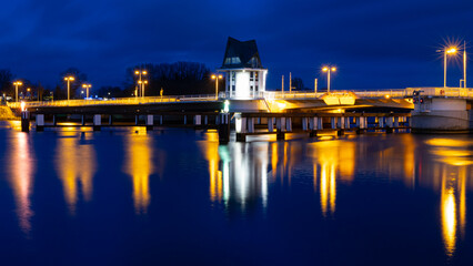 Kappeln, Brücke über die Schlei bei Nacht