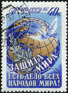 USSR - 1957: shows Globe, Dove and Olive Branch, Publicity for world peace, 1957