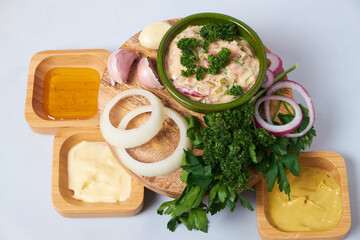 sandwich with ham and cheese