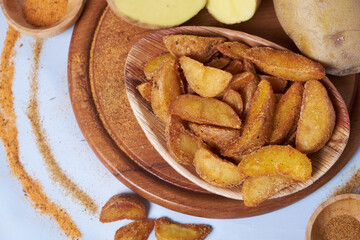Fototapeta premium chips in a bowl