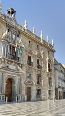 Fototapeta premium centre ville, cathédrale, églises et rues de Grenade en Andalousie