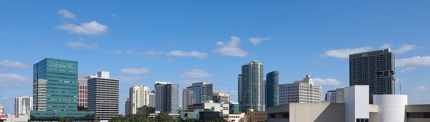 Panoramic view of downtown Fort Lauderdale, Florida, USA - obrazy, fototapety, plakaty