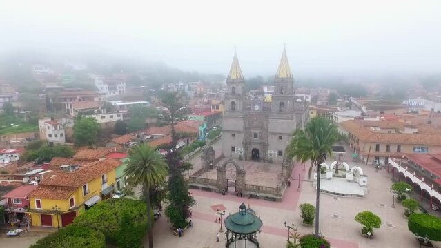 Iglesia en Talpa de Allende, Mexico