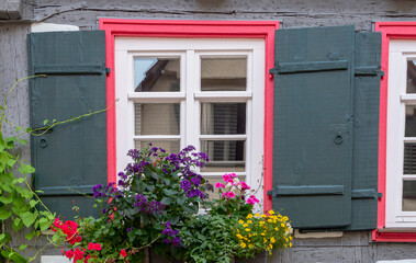 Fototapeta na wymiar Fenster in historischen Fachwerkhaus, Freudenstadt