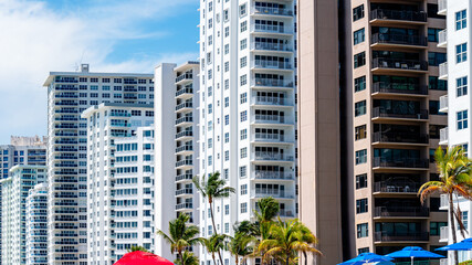 cityscape panoramic view of condominiums in Florida of Fort Lauderdale  - obrazy, fototapety, plakaty