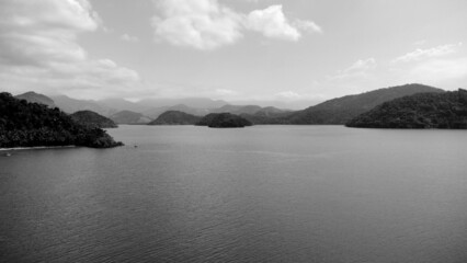 Fototapeta premium Ocean and mountains